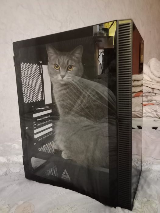 Корпус для ПК с магнитной крышкой