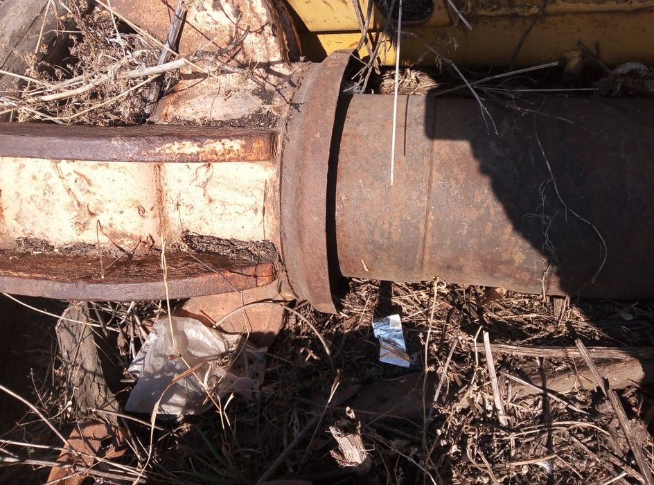 Продам раму к701, пушку, редукторы моста.