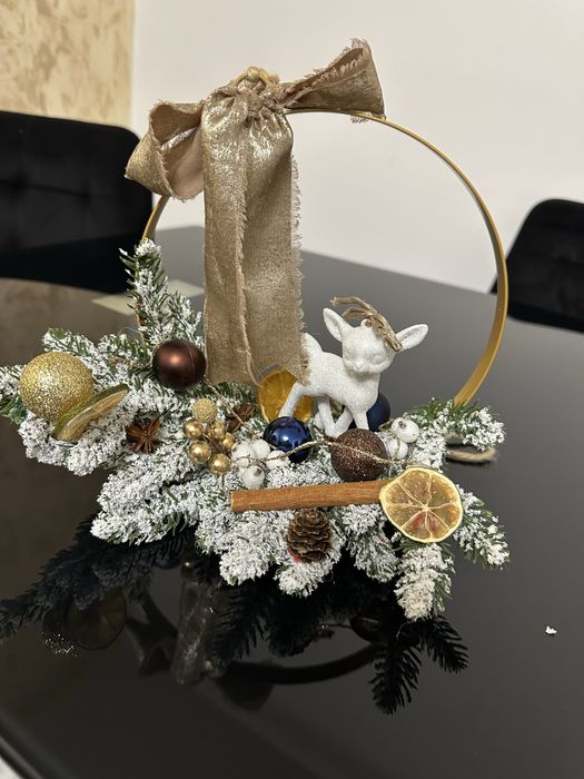 Decoratiune pentru usa