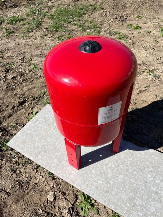 Расширительный бак, бачок