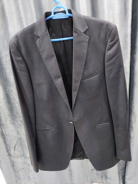 продам пиджаки и костюмы классика