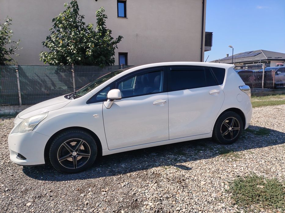 TOYOTA Verso 2012 — imagine 2