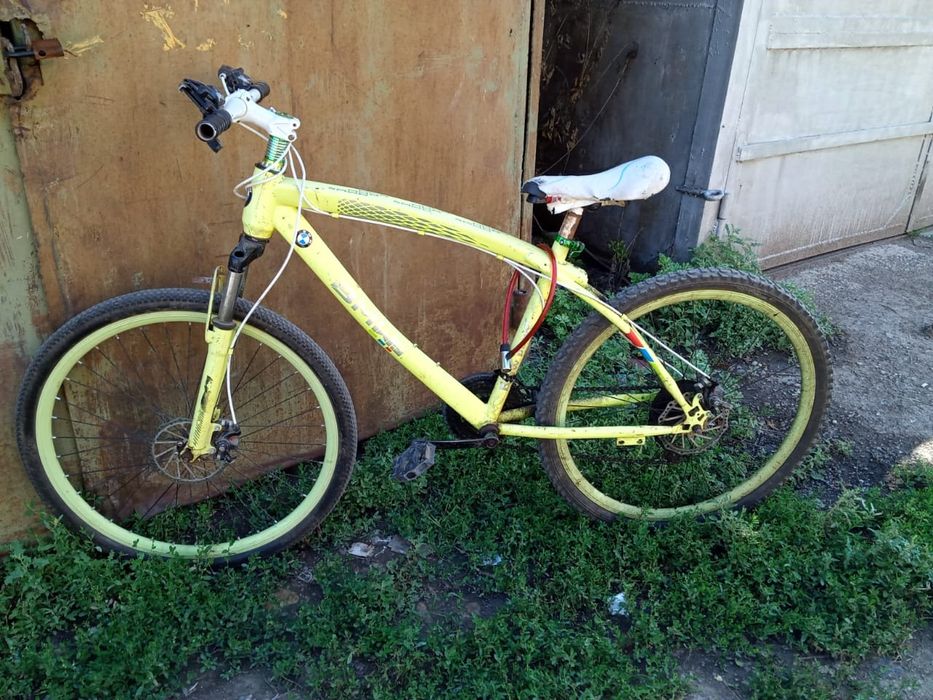 Продаётся велосипед.