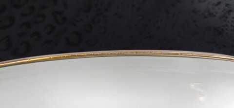 Луксозен сервиз за храна произведен от фабриката порцелан K&A Бавария