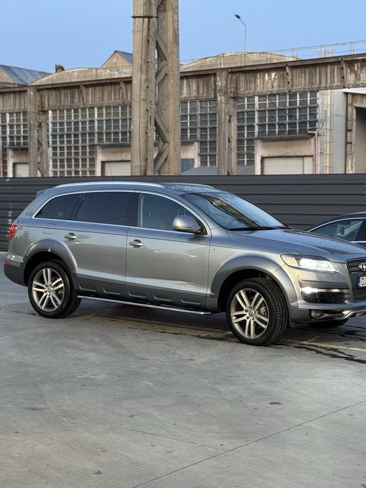 Audi q7  quatro 3.0  impecabila atat estetic cat si mecanic