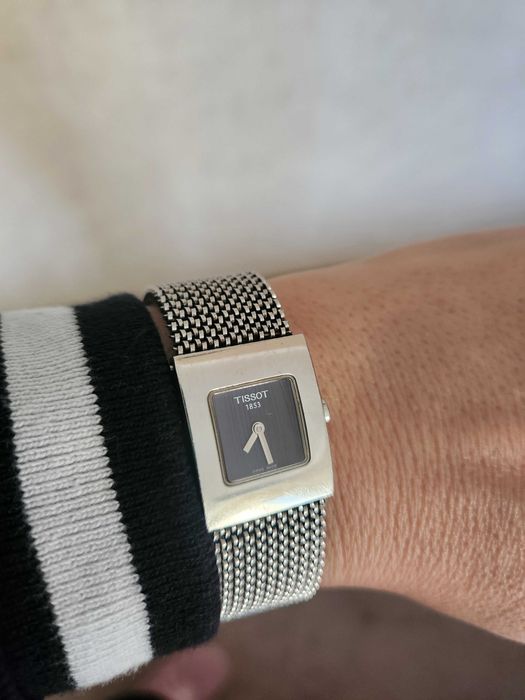 Часовник Tissot швейцарско качество