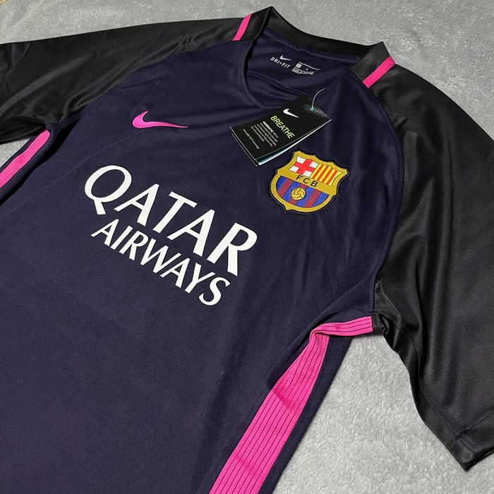 Nike FC Barcelona Neymar Jr #11 Jersey – Away – Size L Sfantu