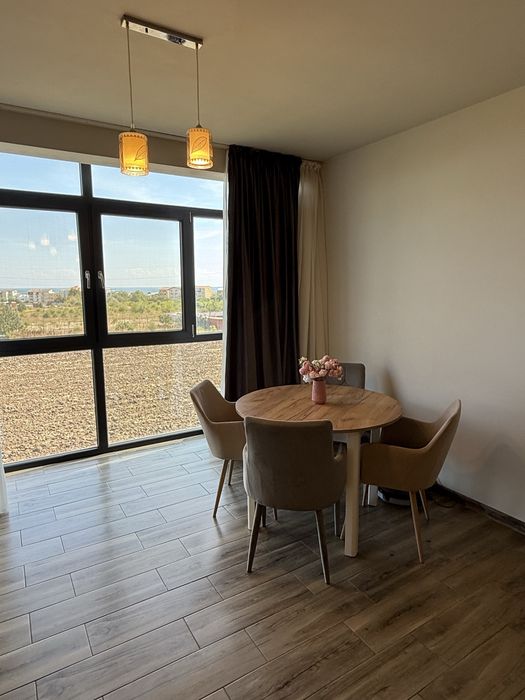 Vand apartament 2 camere + loc de parcare in Cartier Steaua de Mare 2