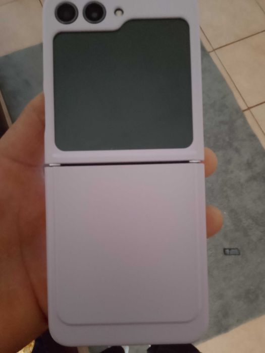 Samsung z flip 5