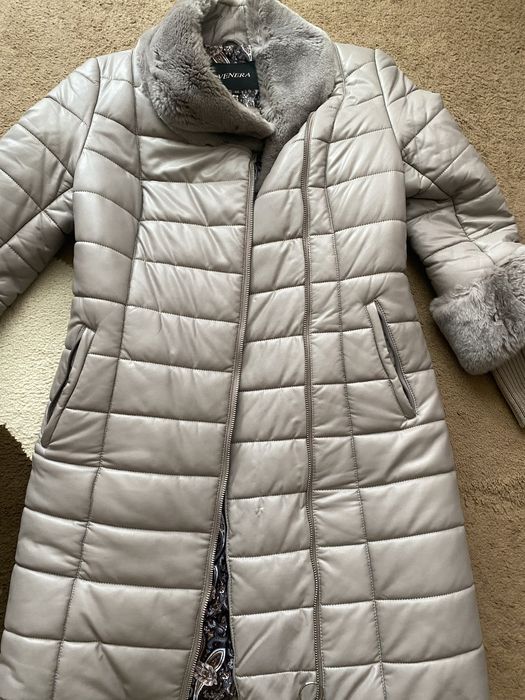 Продам зимнюю куртку