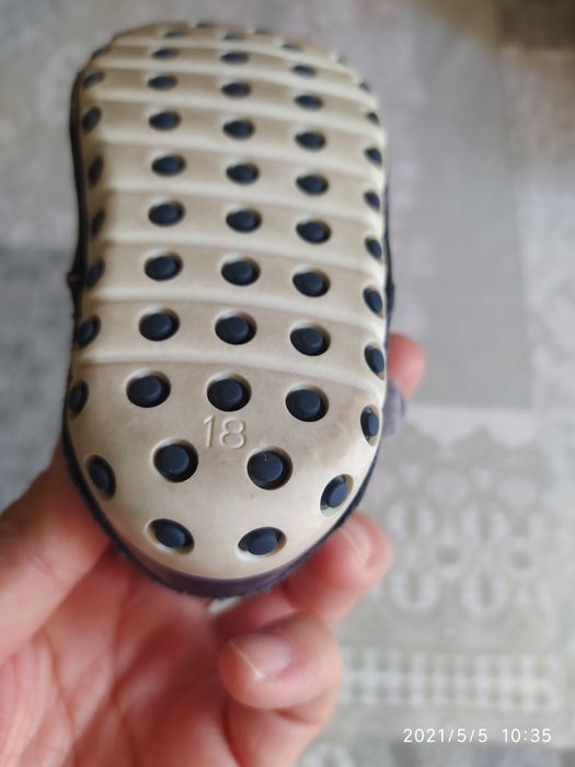 Детская обувь продам