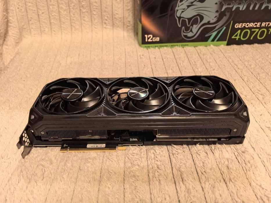 Видео карта Gainward GeForce RTX 4070 Ti