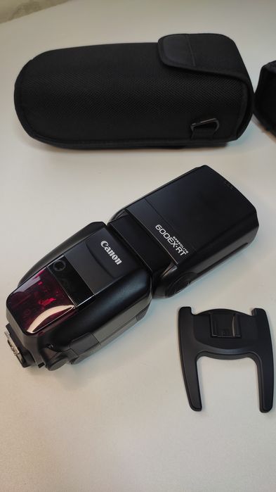 Вспышка canon в отличном состоянии