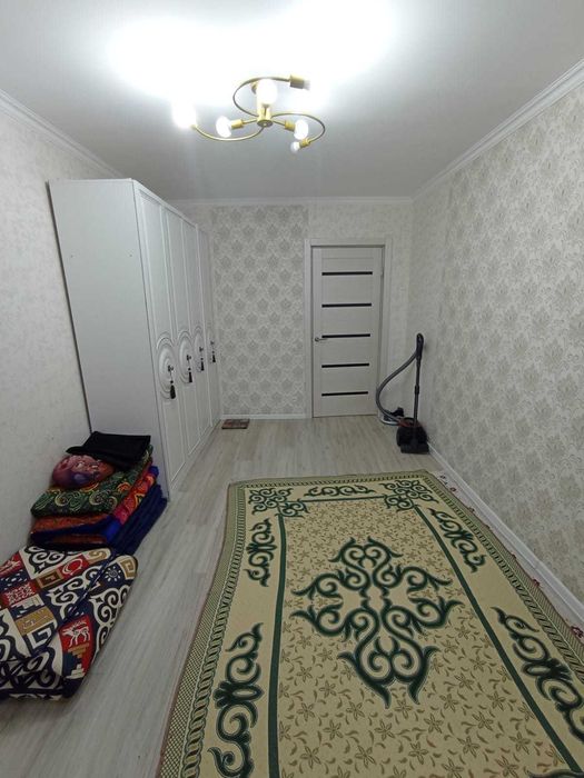 Продается 3 комн. кв. р-н Женис