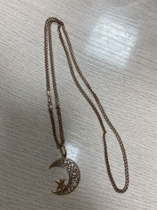 Продам цепь с подвеской