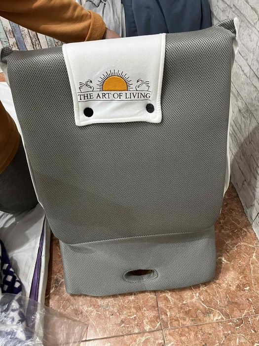 Чисто нов йога стол