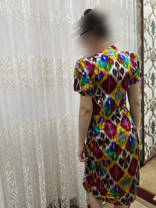 Атласное платье