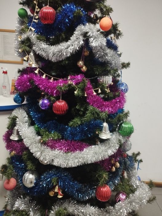 двухметровая Ёлка продаётся