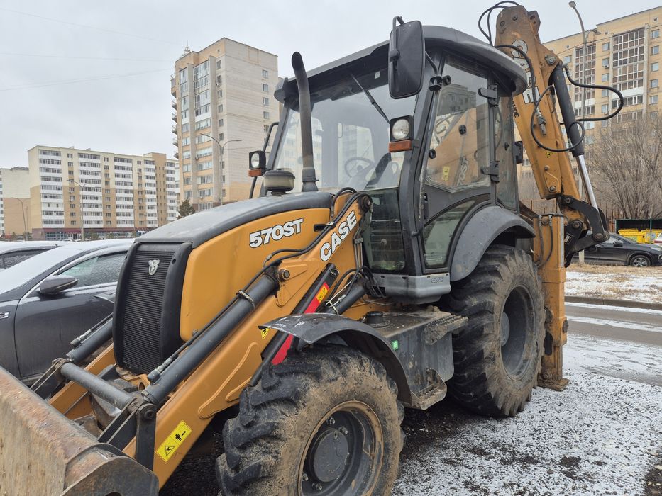 Экскаватор погрузчик