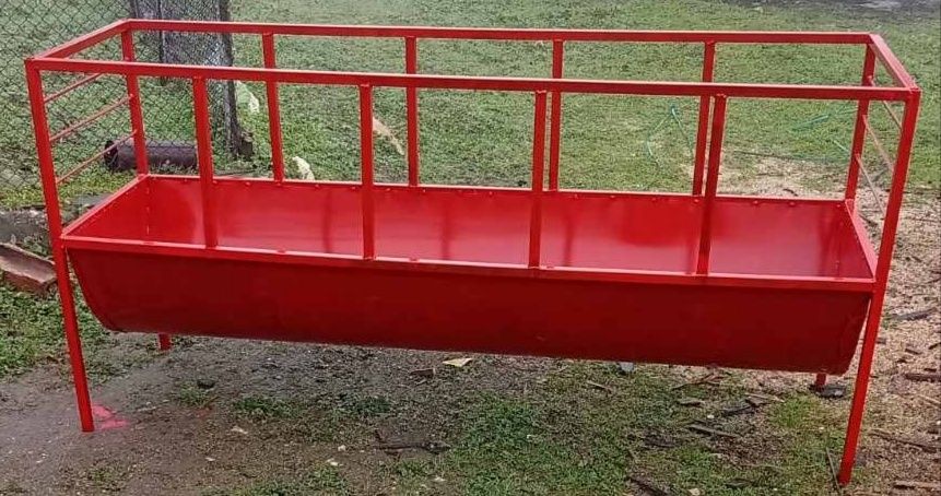 Хранилки за животни