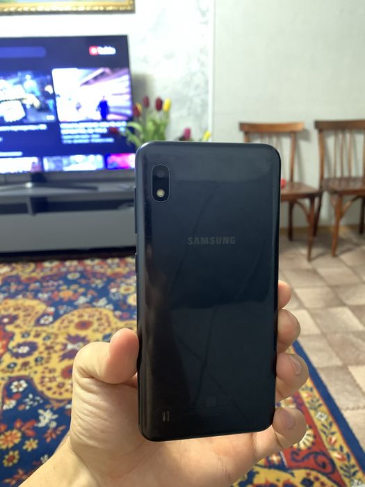 Продам Смартфон Samsung A10