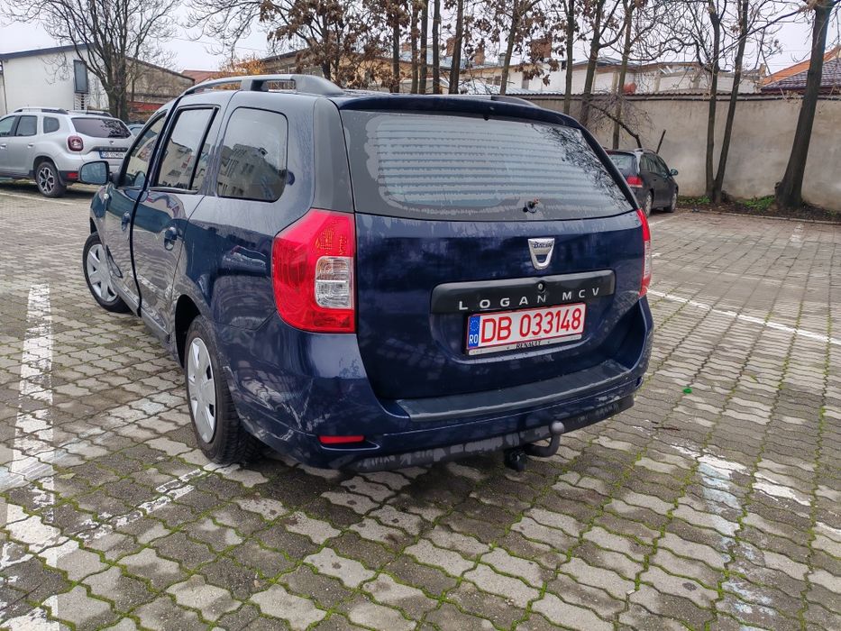 Vând Dacia Logan motor 898.benzina.