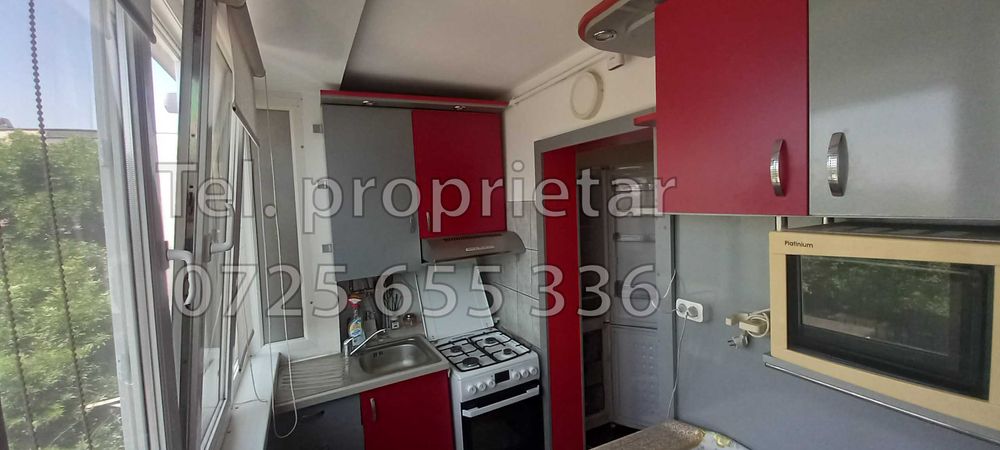 Închiriez apartament 2 cam., zona Piața Verde, et. 3/4