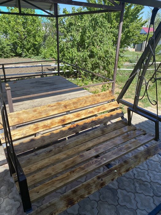 Продам качеля с регулировкой спинка