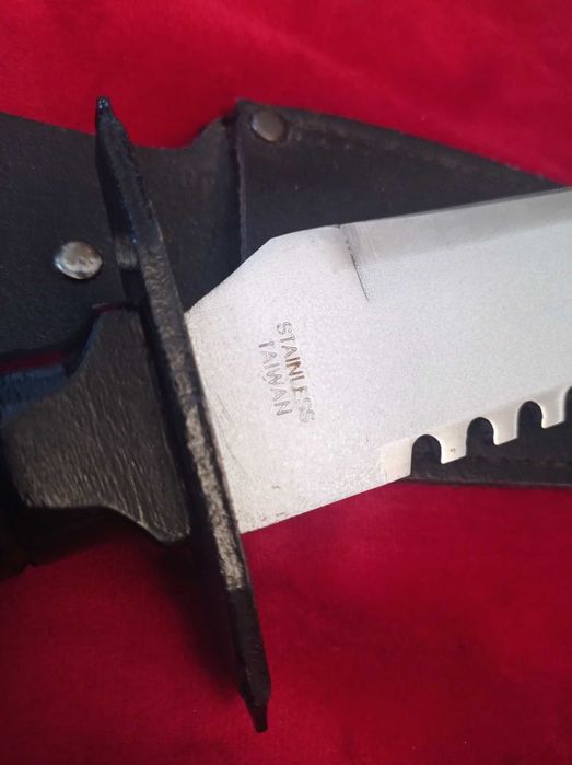 Cuțit tactic Taiwan, dimensiuni mari