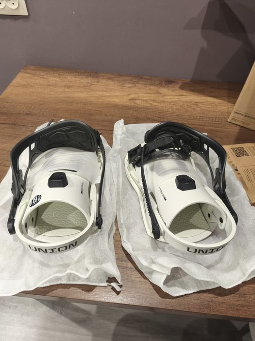 Union Strata 2025 (L)