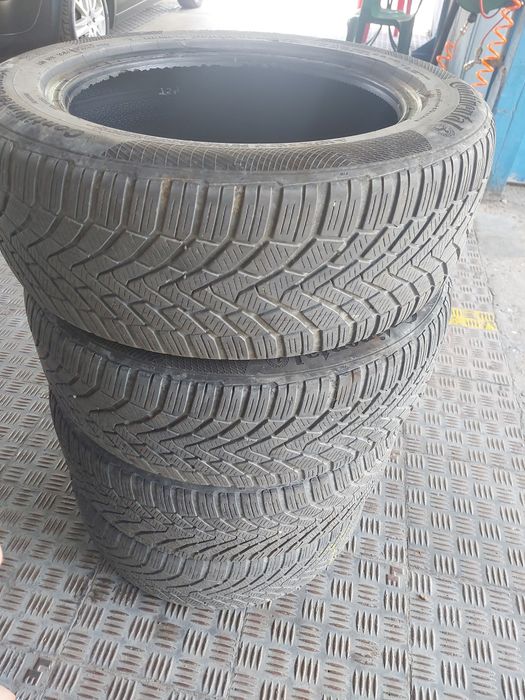 Зимни гуми 205/55/16 Continental