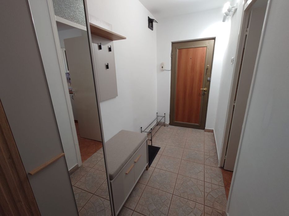 Inchiriez apartament 2 camere Podgoria - zona bancilor