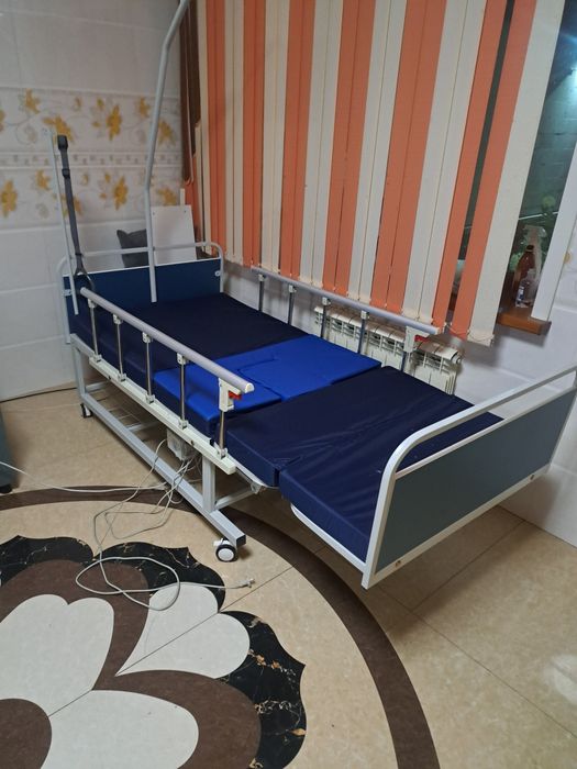 Продаеться кровать