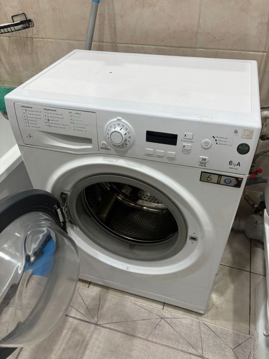 Продам стиральную машину!!!