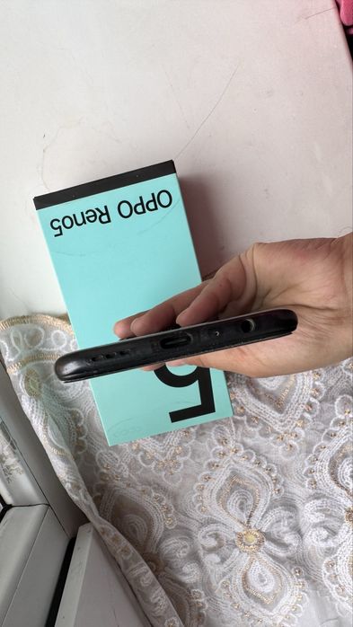 Продам сотку,OPPO Reno 5