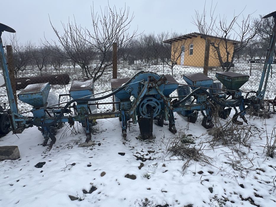 Vand mig ingrasaminte semanatoare spc 6 si prasitoare porumbi