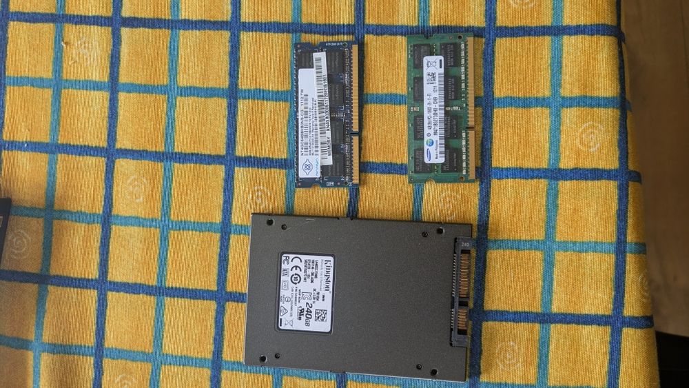 Memorii 4G, 2xRx8, PC3, Ssd Kingston 256G