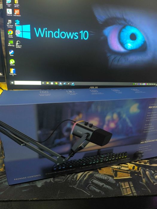 FIFINE GAMING AM8T Dynamic RGB микрофон със стойка