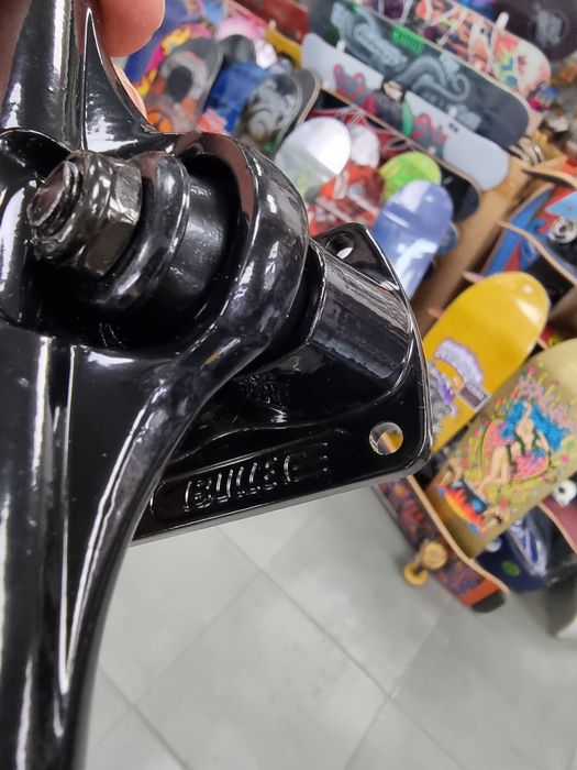 Birdhouse 8.25 професионален скейтборд