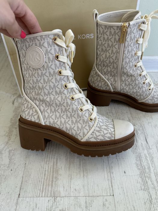 Боти Michael Kors