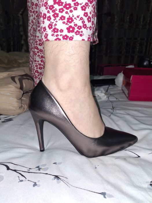 Туфли 36 болшмерка 37 размерга хам бемалол тушади