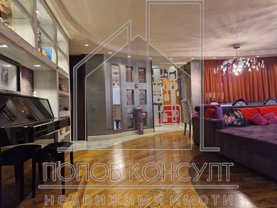 Продава се Тристаен апартамент в Пловдив, Кършияка - 177 кв.м за 1978 €/кв.м - Снимка #3