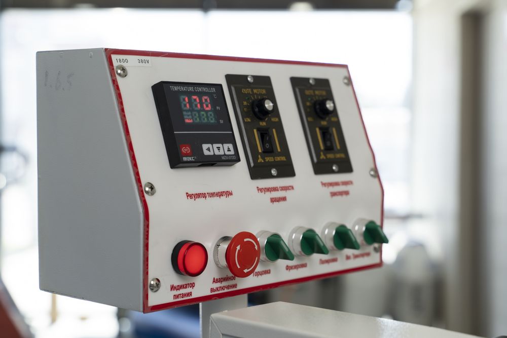 Кромкооблицовочный станок автомат DM-130