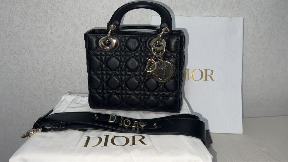 Продам сумку Lady Dior ABCDior  маленькая