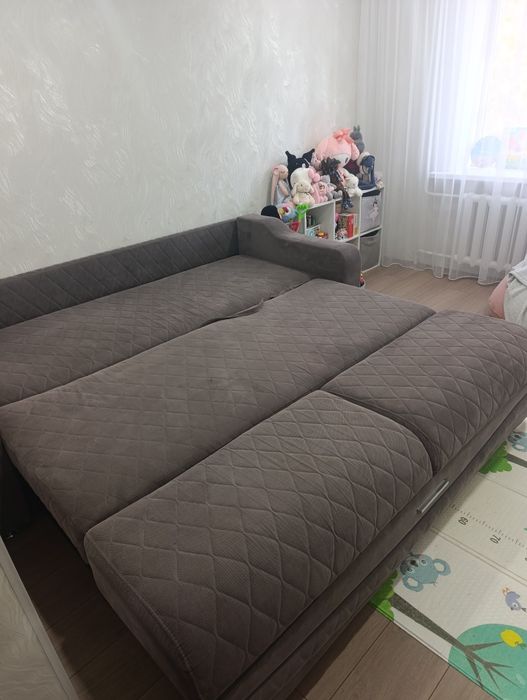 Продам диван в хорошем состоянии