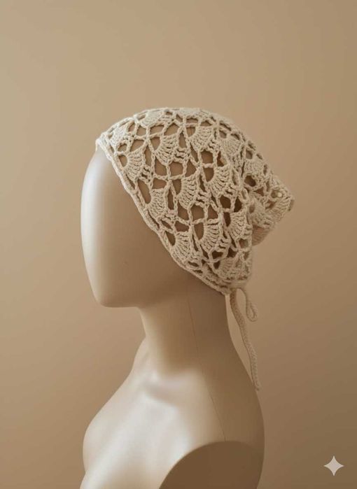 Ажурная косынка, вязанная