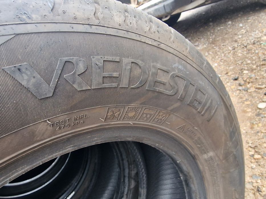 Anvelope 235/65R16C marca Vredestein, M +S, DOT 2023 ,6.5 mm