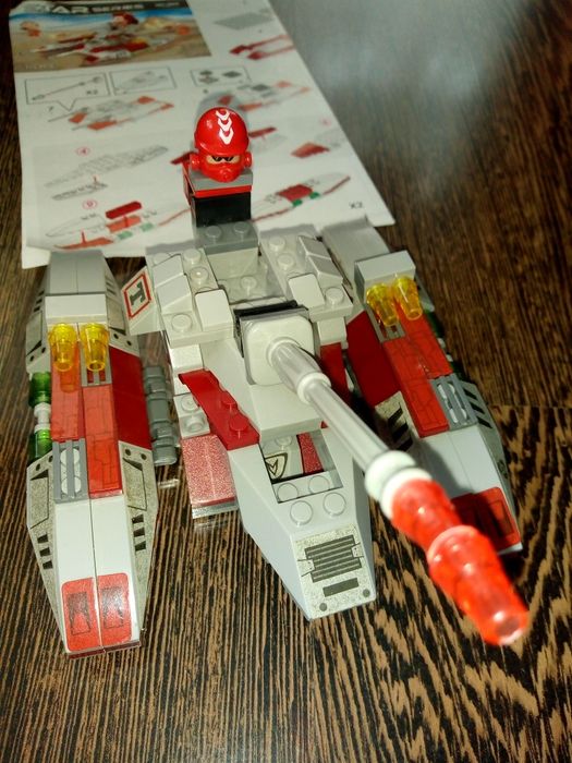 Нов неразпечатан конструктор Banbao-465 части. Книга"Динозаврите"и др.