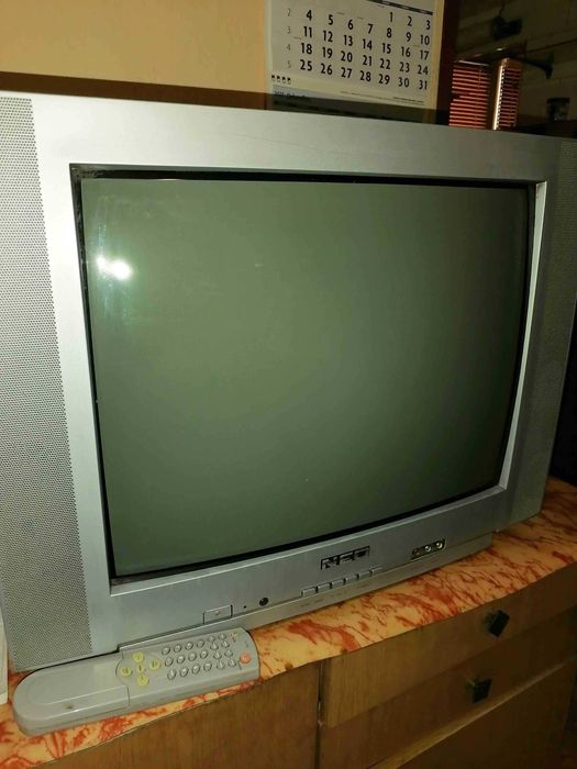 Продавам 2 телевизора-"NEO" и "JVC"