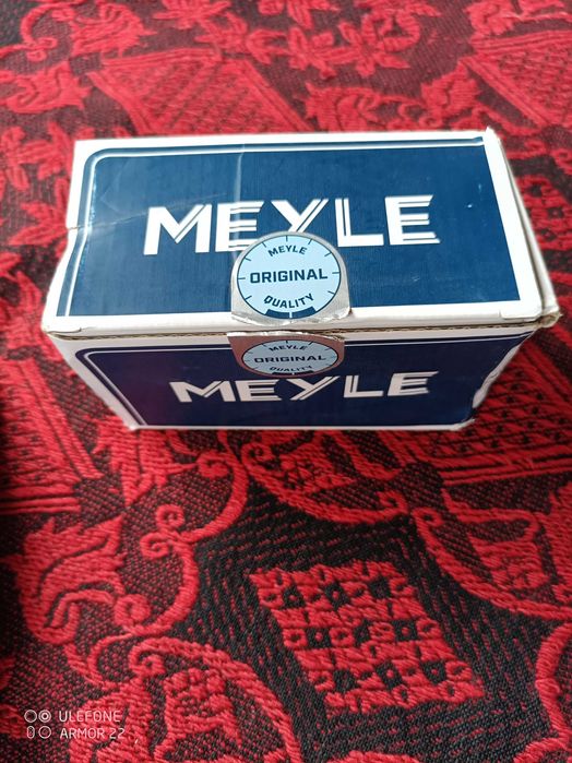 Помпа чистачки MEYLE, за Опел Зафира